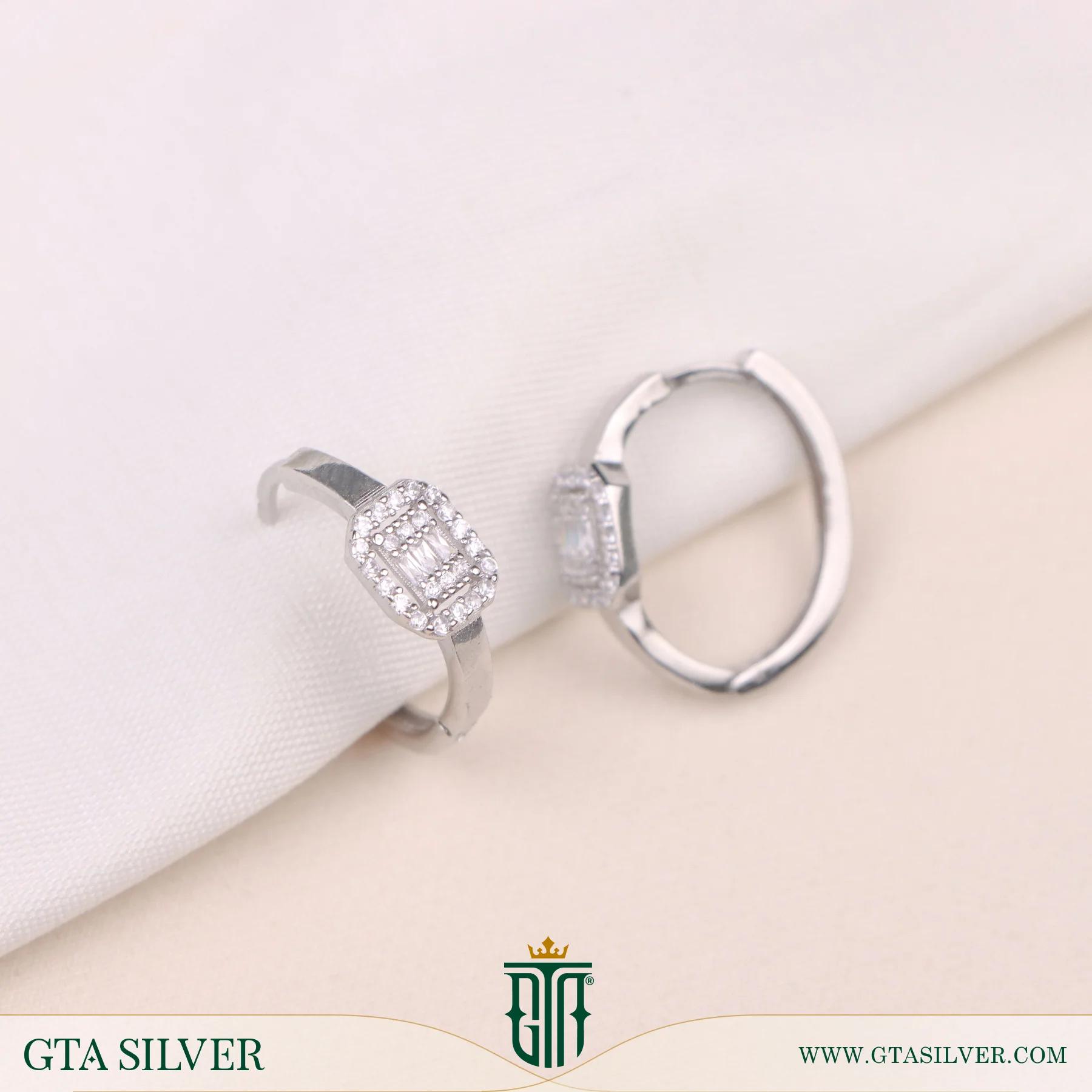 گوشواره نقره زنانه حلقه‌ای امرالدکات کد 25066